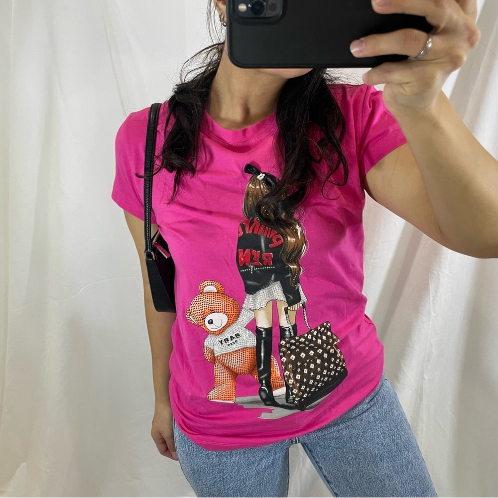 Stylish hot pink girly tee. Rare Vinizbena made in Italy